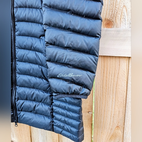 Eddie Bauer, Astoria Hooded Down Parka. Women's L. - Picture 9 of 9